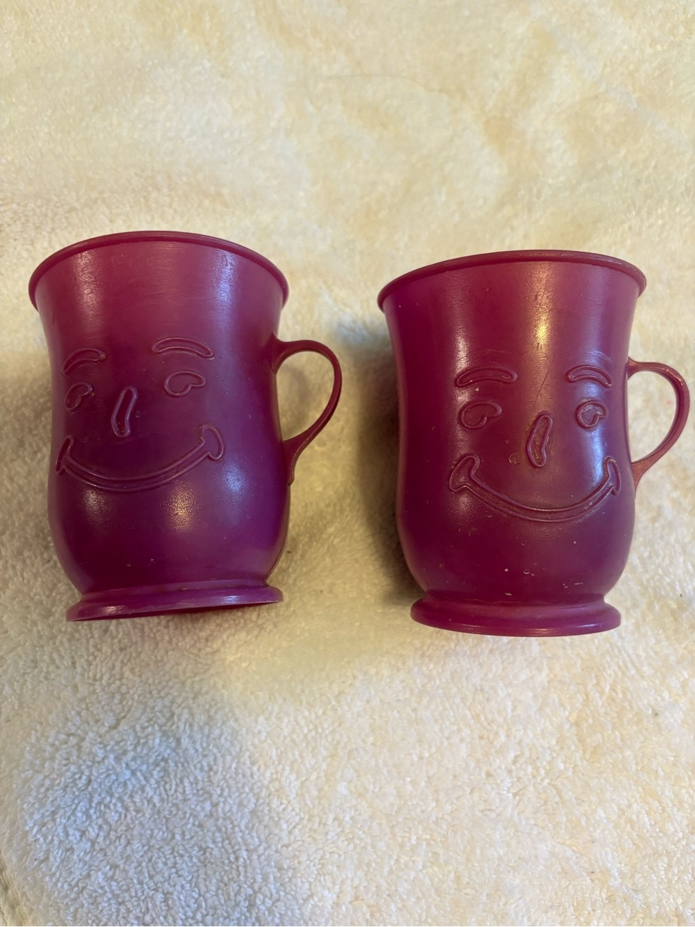 Kool-Aid Man Plastic Mugs Set of 2 Vintage PURPLE Smiling Face Mugs Cups 80s 90s
